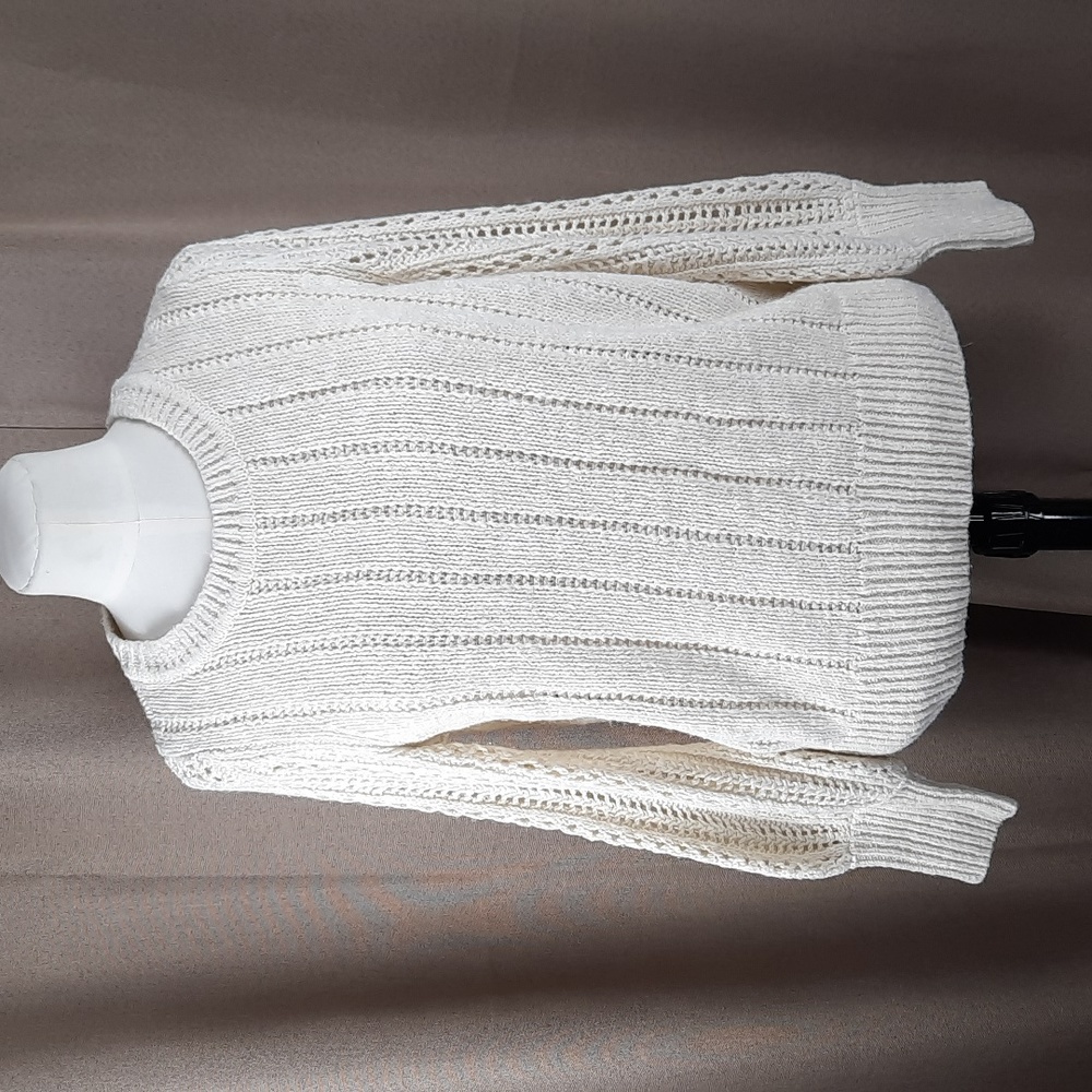 GAP cream soft knit sweater with puff sleeves cozy chic cottagecore, size medium